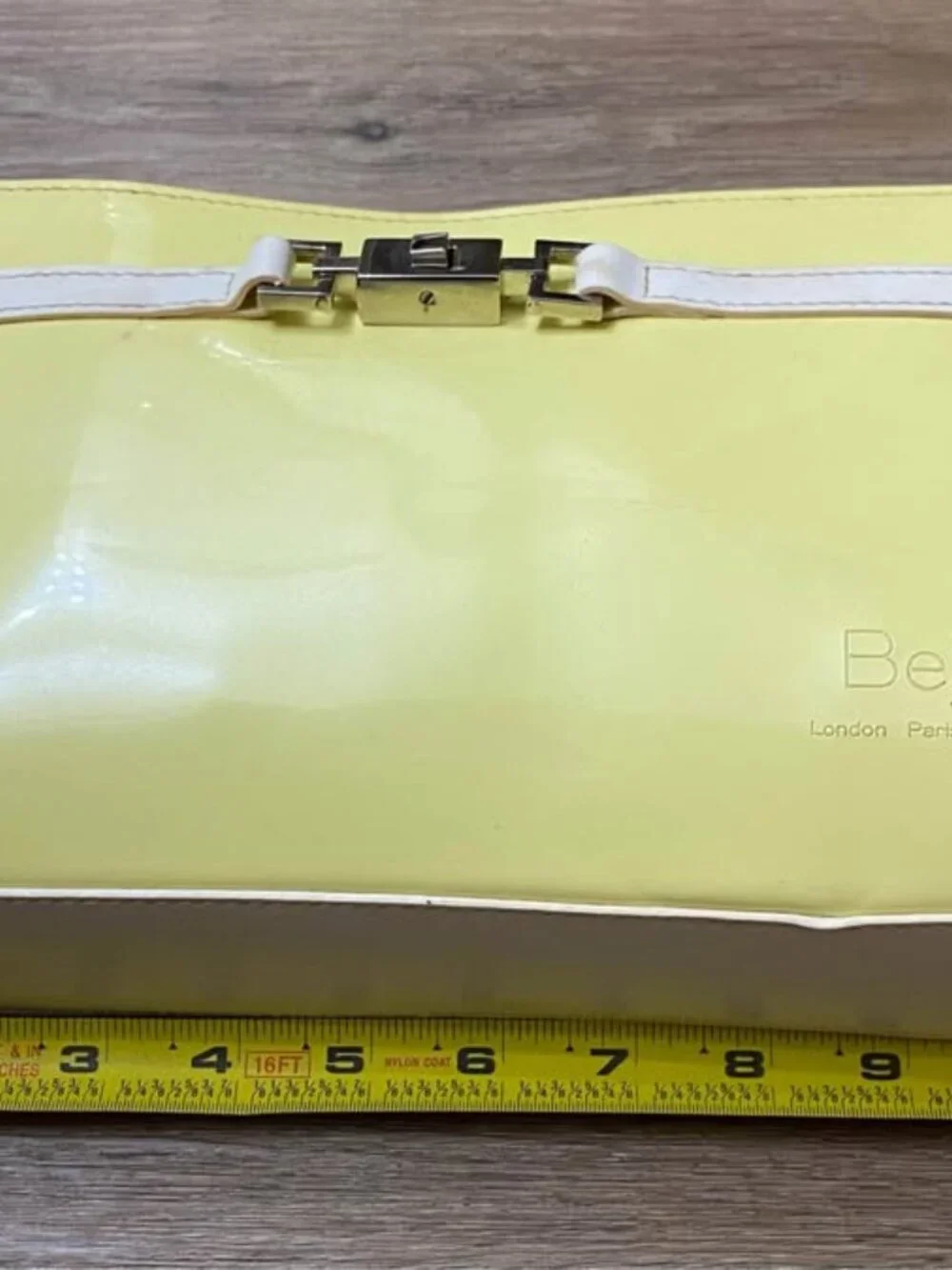 Beijo Mellow Yellow Patent-Style Handbag NWT – Crossbody & Wristlet Strap